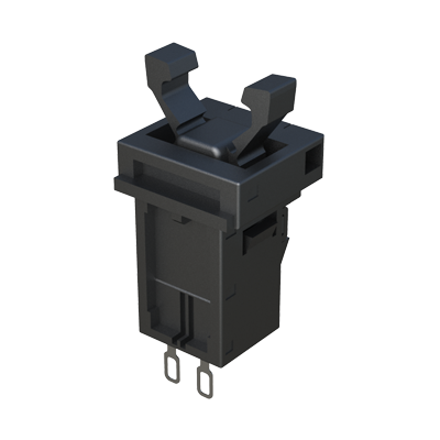 <p>Il <strong>TAE</strong> è un dispositivo di chiusura per pannelli e superfici che, oltre a rifinire e coprire il foro, integra un <strong>segnale elettrico di stato</strong>. Con un solo componente si ottiene la <strong>chiusura dell’accesso e l’informazione sullo stato di apertura o chiusura del coperchio</strong>.</p>  
<p><strong>Funzionamento</strong><br>  
Si inserisce a pressione nel foro del pannello. Azionando il coperchio o l’elemento associato, il TAE <strong>apre o chiude il circuito di segnale</strong>. Il segnale può essere inviato a un PLC, a una scheda di controllo o a un indicatore (spia, allarme, consenso di marcia). La configurazione elettrica funziona in base allo stato (NO/NC), agendo come <strong>rilevatore di interruzione del circuito</strong> e potendo svolgere la funzione di <strong>elemento di sicurezza</strong> o di <strong>risparmio energetico</strong> disattivando carichi non necessari.</p>  
<p><strong>Vantaggi</strong><br>  
• Chiusura + segnale elettrico in un unico componente.<br>  
• Installazione rapida, senza utensili.<br>  
• Evita l’uso di microswitch o sensori esterni.<br>  
• Rilevatore di interruzione del circuito.<br>  
• Elemento di sicurezza e/o risparmio energetico.<br>  
• Finitura pulita e professionale del pannello.</p>  
<p><strong>Applicazioni</strong><br>  
• Sistemi HVAC e di ventilazione (botole, filtri, sportelli)<br>  
• Macchinari industriali con coperchi o pannelli d’accesso<br>  
• Apparecchiature elettroniche e quadri di comando<br>  
• Situazioni in cui è necessario conoscere lo <strong>stato di apertura/chiusura</strong> di un punto di servizio</p>